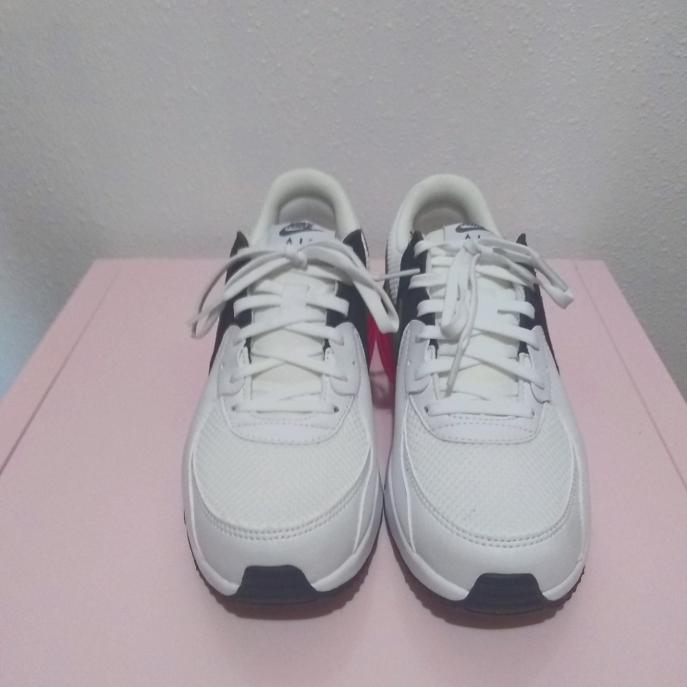 Womens Nike Air Max size 7